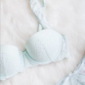 VS “Dream Girl” Push-up Bra + Panties Set! ☁️✨